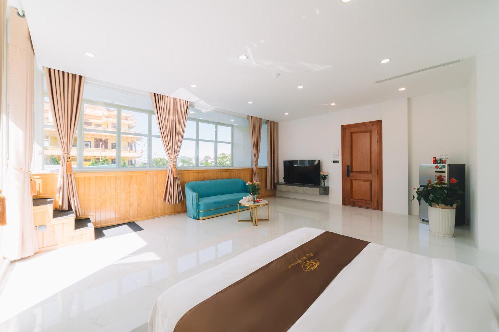 Quy Tai Premium Hotel Далат Экстерьер фото