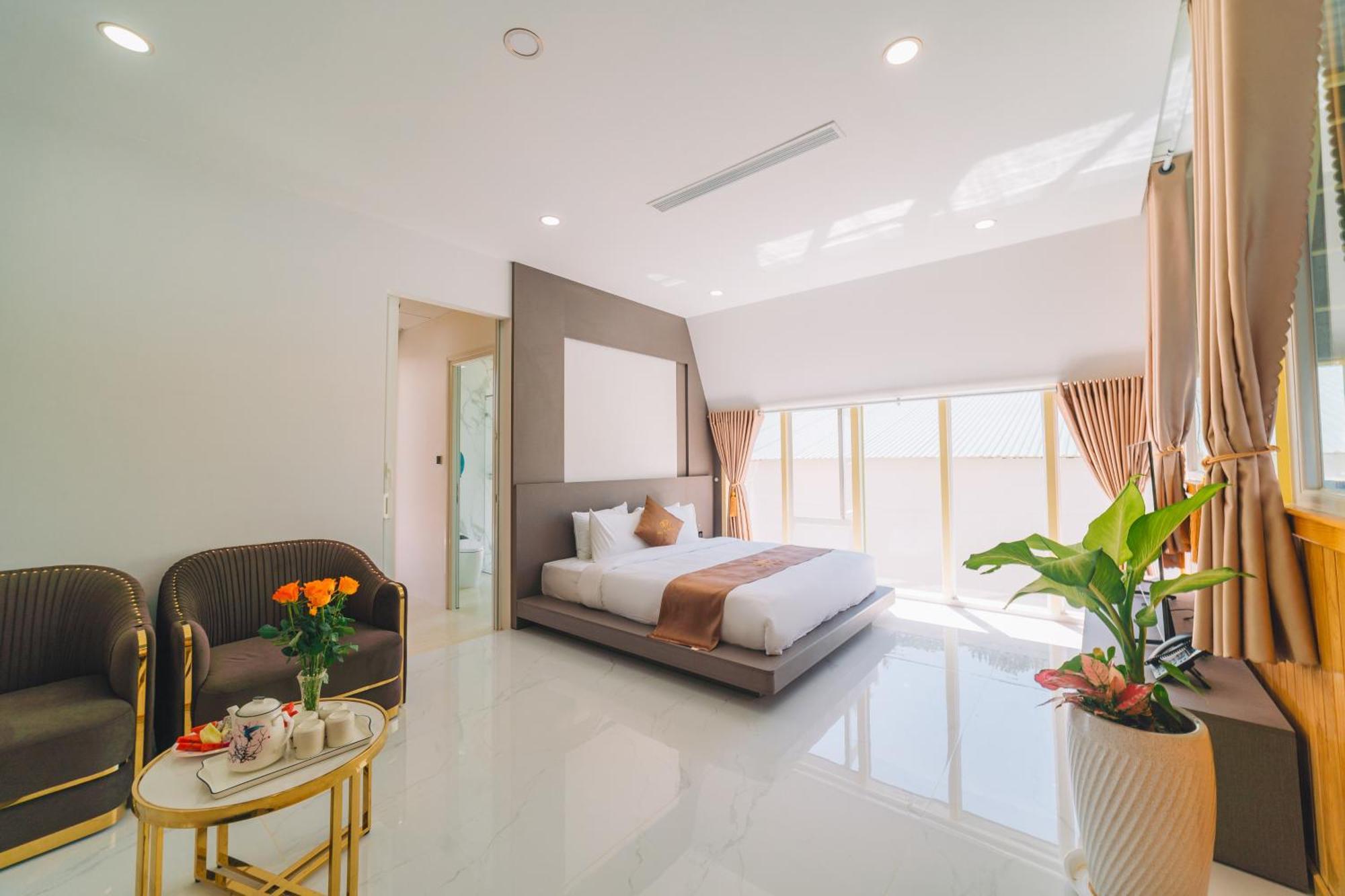 Quy Tai Premium Hotel Далат Экстерьер фото
