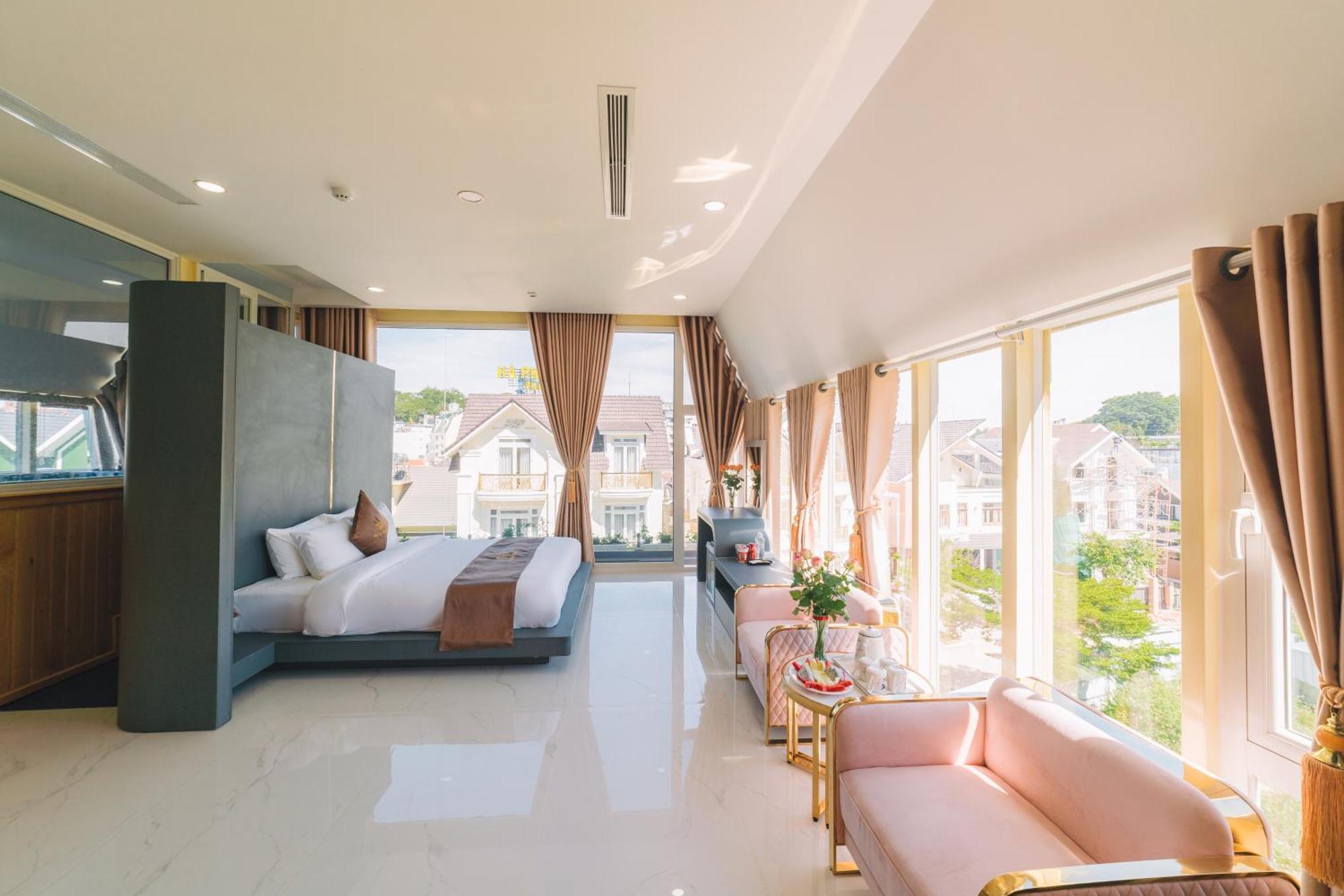 Quy Tai Premium Hotel Далат Экстерьер фото